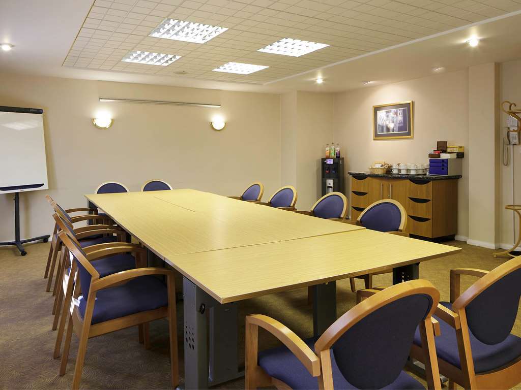 Ibis Cardiff Gate - International Business Park Hotel Facilities photo